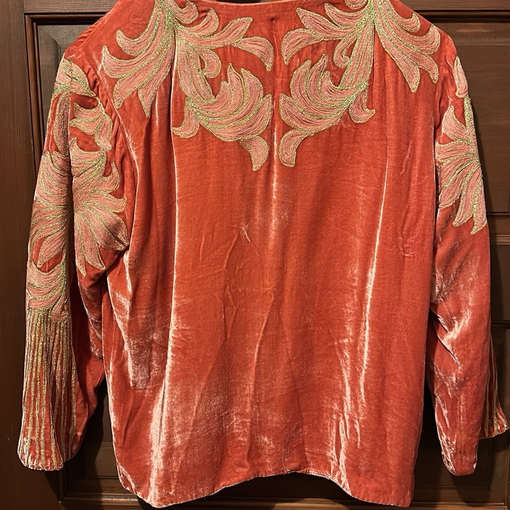 NWT Chasing Unicorns Movin on Up Velvet Jacket Size L - Picture 6 of 9